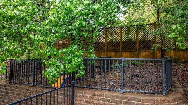 5 Crystal Mountain Drive, Maumelle, AR 72113