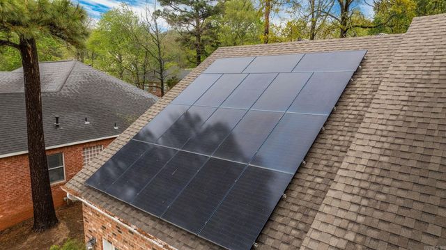 5 Crystal Mountain Drive, Maumelle, AR 72113