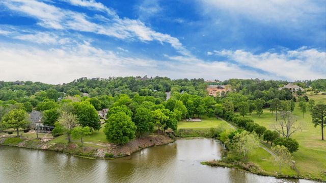 5 Crystal Mountain Drive, Maumelle, AR 72113