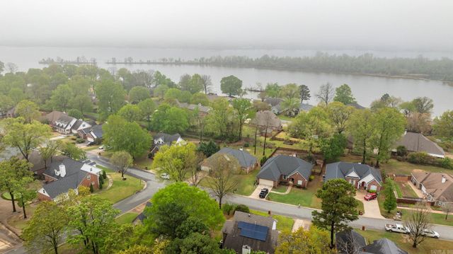 5 Crystal Mountain Drive, Maumelle, AR 72113