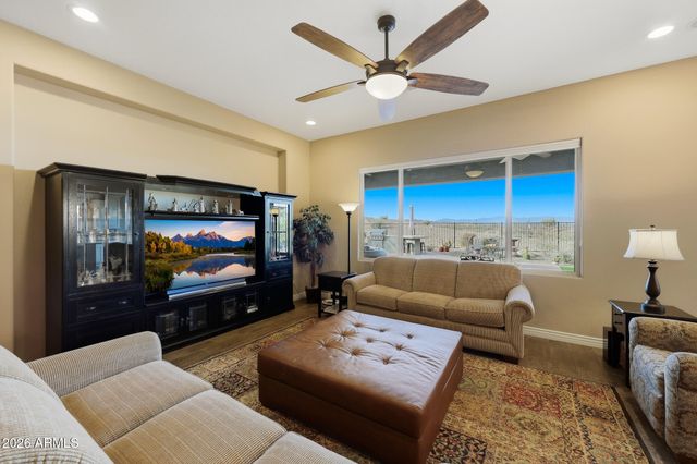 10016 W WHITE FEATHER Lane, Peoria, AZ 85383