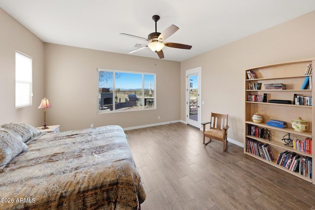 10016 W WHITE FEATHER Lane, Peoria, AZ 85383