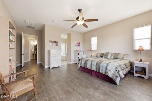 10016 W WHITE FEATHER Lane, Peoria, AZ 85383