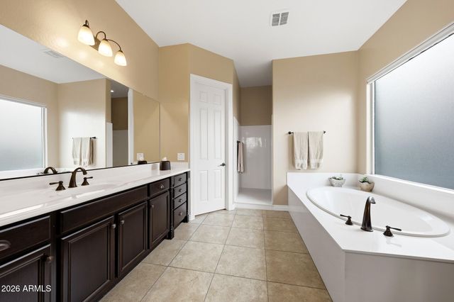 10016 W WHITE FEATHER Lane, Peoria, AZ 85383