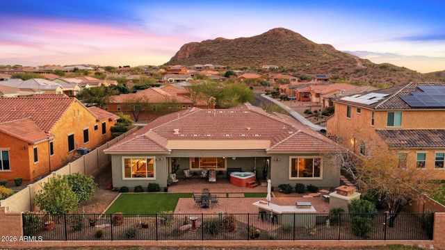 10016 W WHITE FEATHER Lane, Peoria, AZ 85383