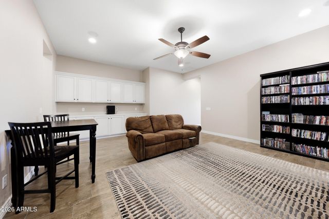 10016 W WHITE FEATHER Lane, Peoria, AZ 85383