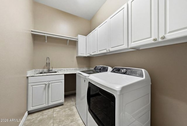 10016 W WHITE FEATHER Lane, Peoria, AZ 85383