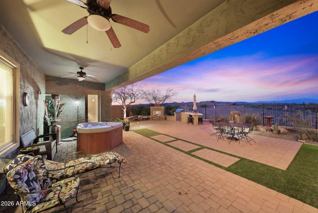 10016 W WHITE FEATHER Lane, Peoria, AZ 85383