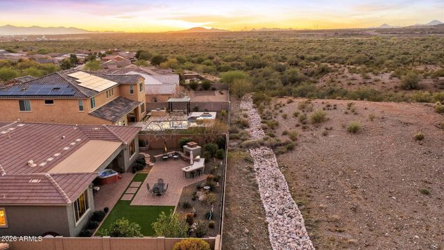 10016 W WHITE FEATHER Lane, Peoria, AZ 85383