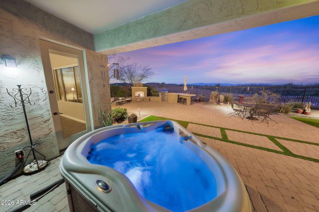 10016 W WHITE FEATHER Lane, Peoria, AZ 85383