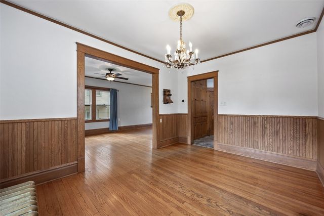 1830 Grande Avenue SE, Cedar Rapids, IA 52403