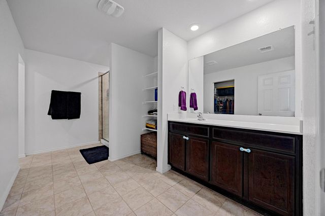 133 Hammond CT, Jarrell, TX 76537