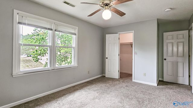 10025 Willow Cove Road, Huntsville, AL 35803