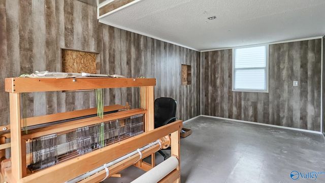 10025 Willow Cove Road, Huntsville, AL 35803