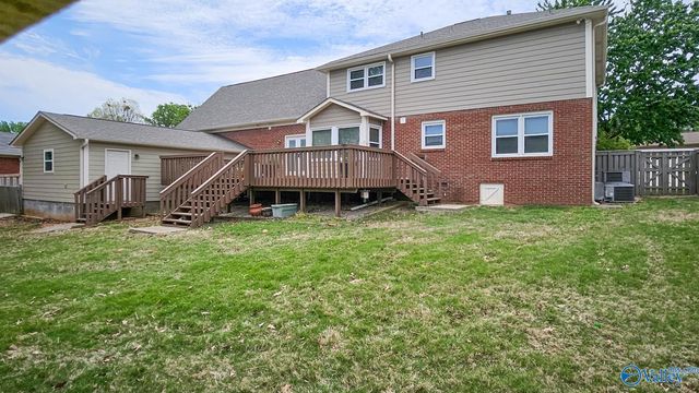 10025 Willow Cove Road, Huntsville, AL 35803