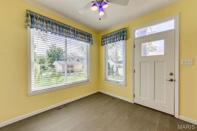 4 Winnetka Lane, Glendale, MO 63122
