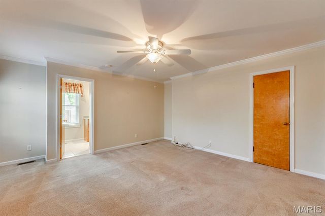 4 Winnetka Lane, Glendale, MO 63122