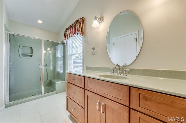 4 Winnetka Lane, Glendale, MO 63122