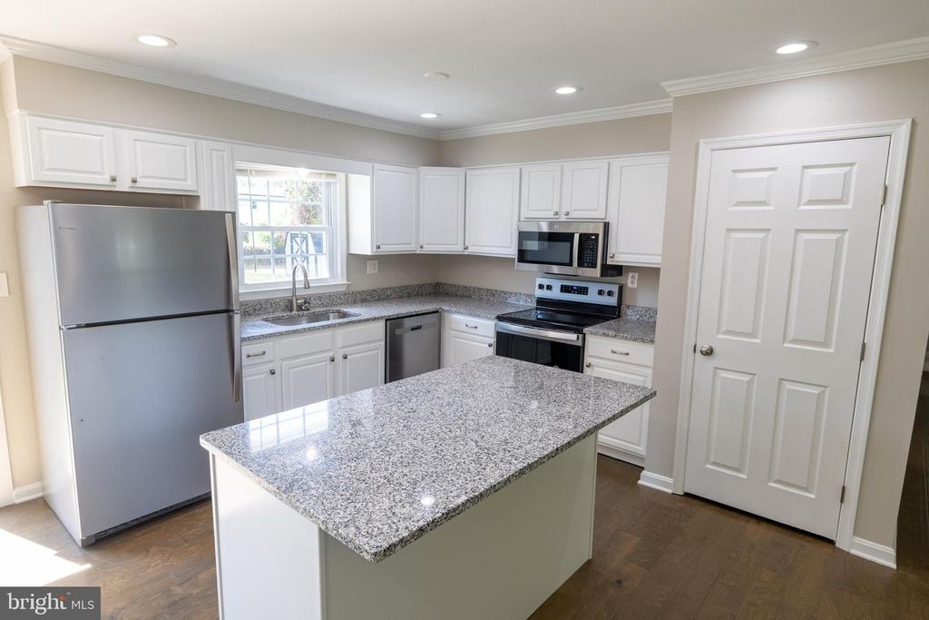 29949 BARGER DR, Mechanicsville, MD 20659