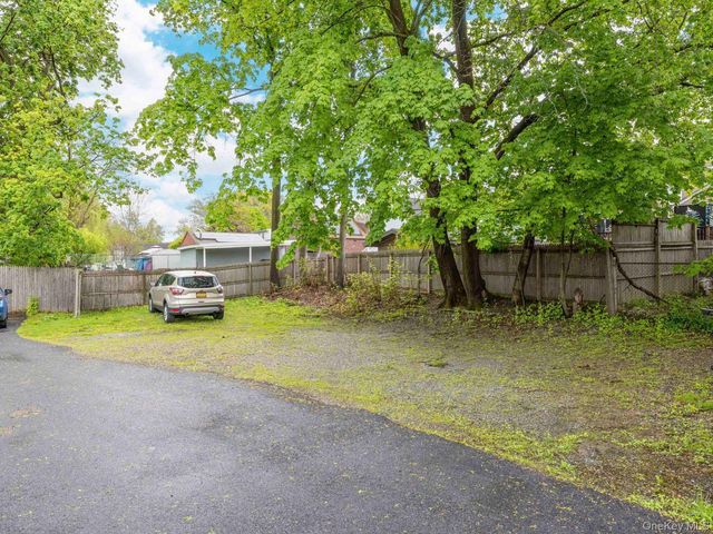 2 Poplar Street, Poughkeepsie, NY 12601