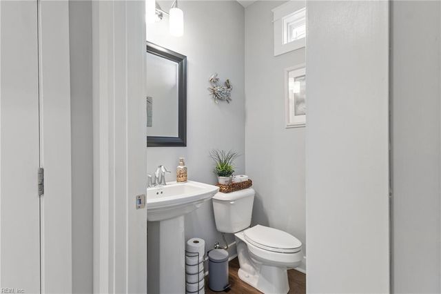 7159 Stokes DR, Hayes, VA 23072