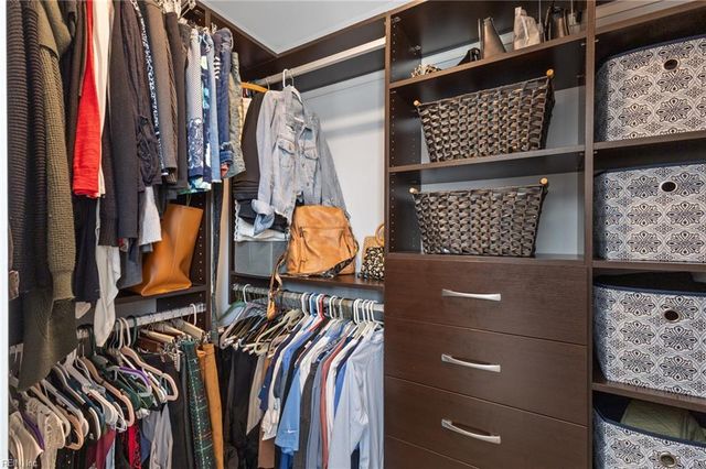 7159 Stokes DR, Hayes, VA 23072