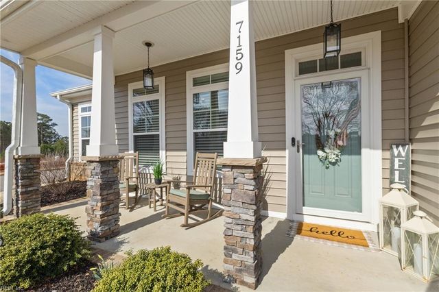 7159 Stokes DR, Hayes, VA 23072