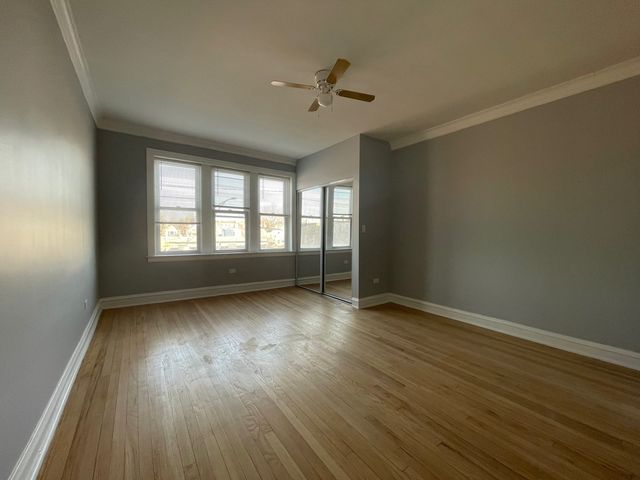 4247 W DIVISION Street 2F, Chicago, IL 60651