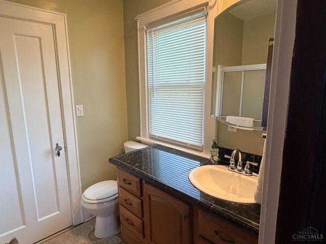 6848 Windward Street, Columbia Twp, OH 45227