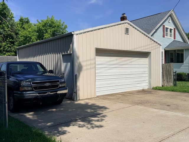 6848 Windward Street, Columbia Twp, OH 45227