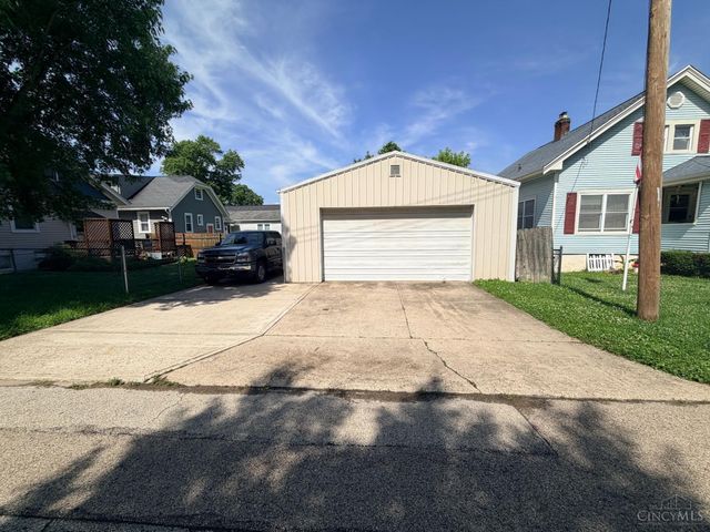 6848 Windward Street, Columbia Twp, OH 45227
