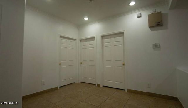 9427 W VIRGINIA Avenue, Phoenix, AZ 85037