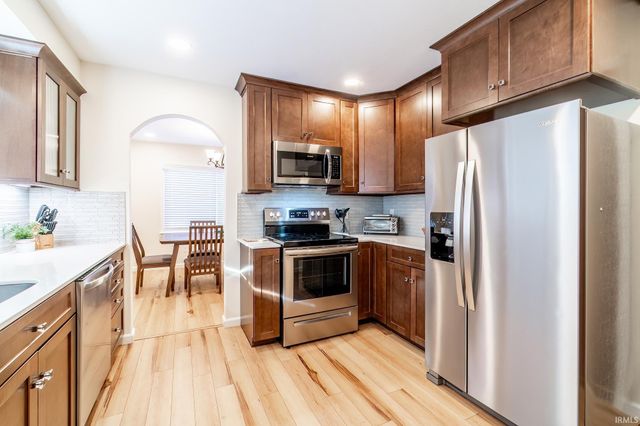 1634 Hinton Drive, Fort Wayne, IN 46808