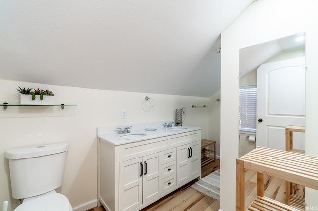 1634 Hinton Drive, Fort Wayne, IN 46808