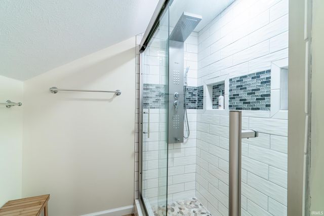 1634 Hinton Drive, Fort Wayne, IN 46808