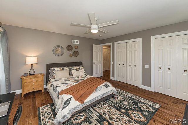 416 Hibler Woods Court, Creve Coeur, MO 63141