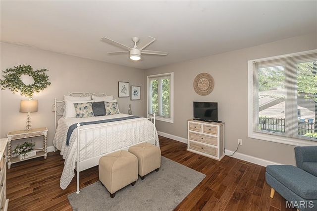 416 Hibler Woods Court, Creve Coeur, MO 63141