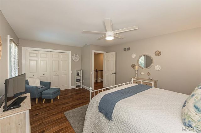 416 Hibler Woods Court, Creve Coeur, MO 63141