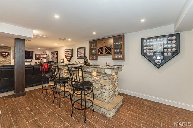 416 Hibler Woods Court, Creve Coeur, MO 63141