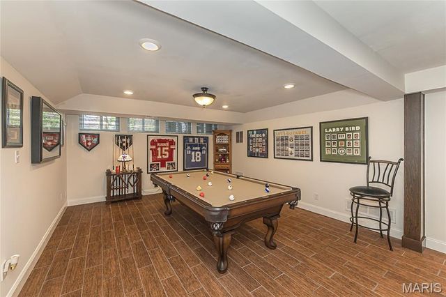 416 Hibler Woods Court, Creve Coeur, MO 63141