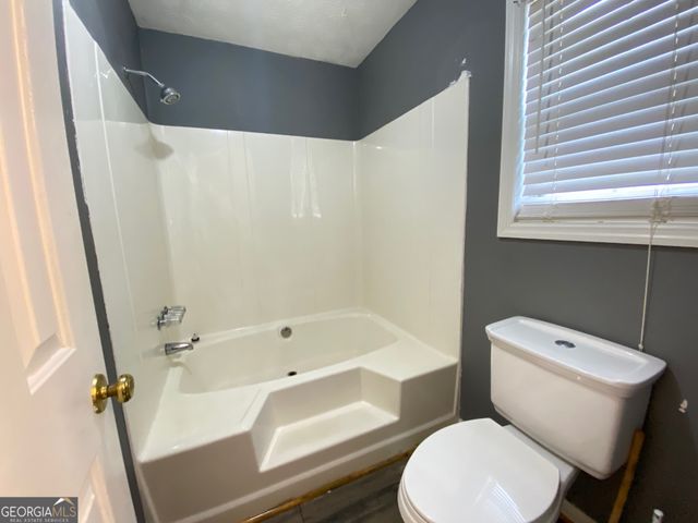 407 Sheppard Xing Court, Stone Mountain, GA 30083