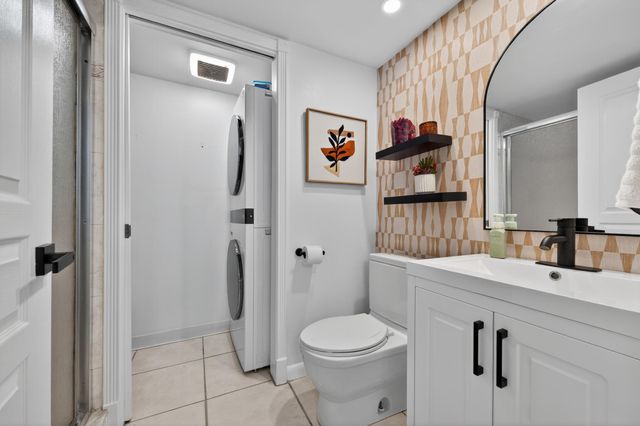 3229 Gardens East Drive B, Palm Beach Gardens, FL 33410