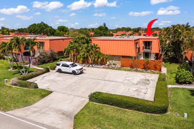 3229 Gardens East Drive B, Palm Beach Gardens, FL 33410