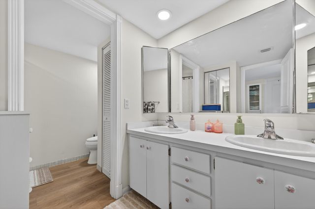 3229 Gardens East Drive B, Palm Beach Gardens, FL 33410