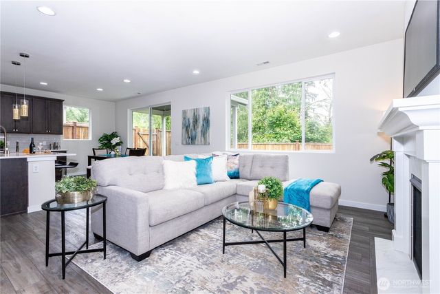 10616 21st Street SE, Lake Stevens, WA 98258