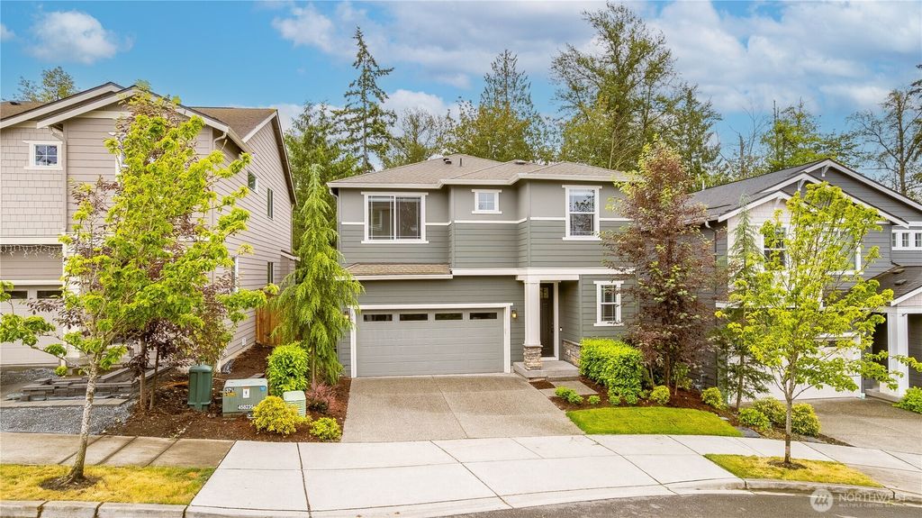10616 21st Street SE, Lake Stevens, WA 98258