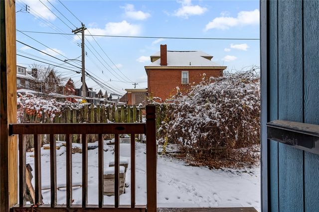 432 Antisbury St, Braddock, PA 15104