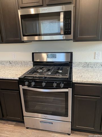 15214 HARBOR LA NE Harbor Landing, Von Ormy, TX 78073