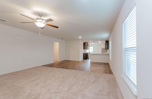 15214 HARBOR LA NE Harbor Landing, Von Ormy, TX 78073