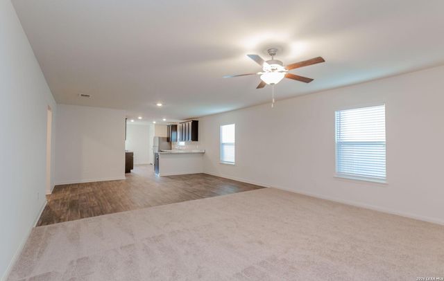 15214 HARBOR LA NE Harbor Landing, Von Ormy, TX 78073